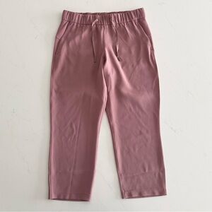 lululemon on the fly 23” red dust